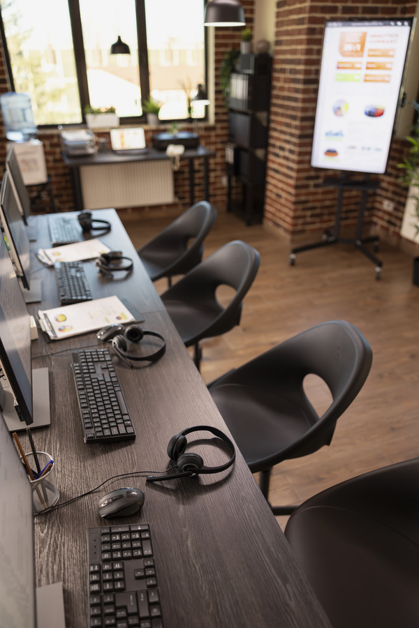 Luvian Architect is an architecture and design firm delivering modern, smart, and sustainable spaces tailored to our clients’ needs.